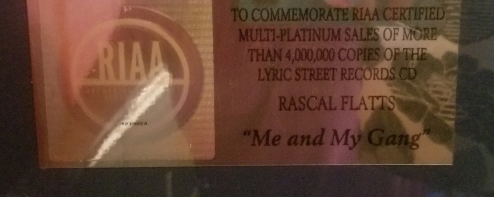 Certified Autographed Rascal Flatts Album - Picture 4 of 5